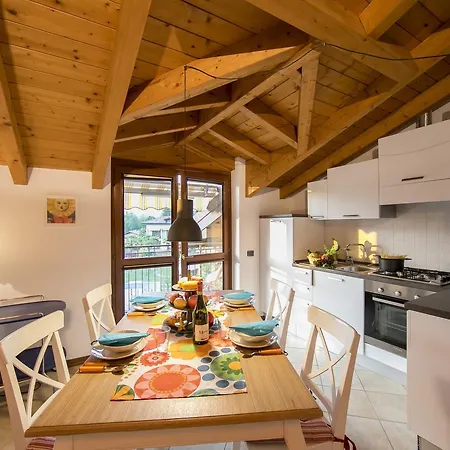 Amazing Gaia Le Palme Pool Apartment Laveno-Mombello