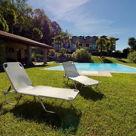 Apartment Amazing Gaia Le Palme Pool Laveno-Mombello